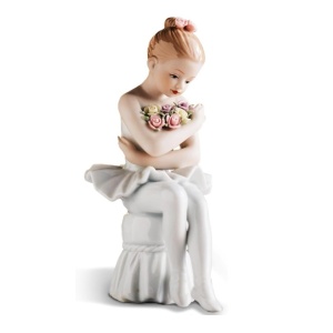 MTME Porcelain Figurines, Memory in My Heart